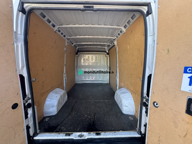 Peugeot Boxer 2.2 HDI Asphalt L2H2 - Image 09 (April 29, 2026)