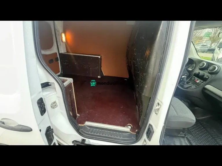 Mercedes Citan 111 CDI First Long - Image 05 (April 13, 2026)