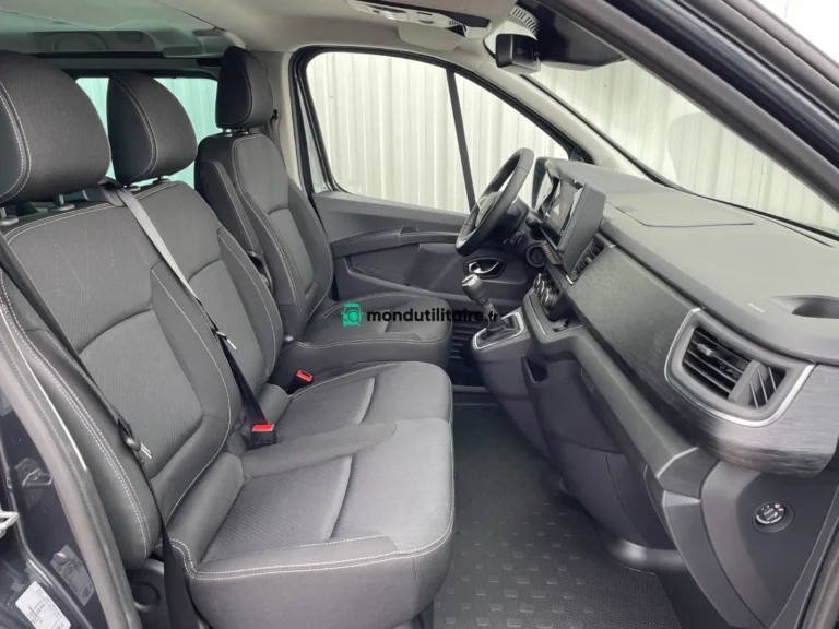 Renault Trafic 2.0 L2 GRAND TECHNO DCI 150 9PL - Image 26 (April 21, 2026)