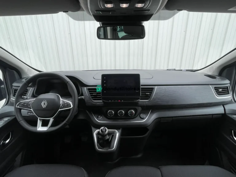 Renault Trafic 2.0 L2 GRAND TECHNO DCI 150 9PL - Image 29 (April 21, 2026)