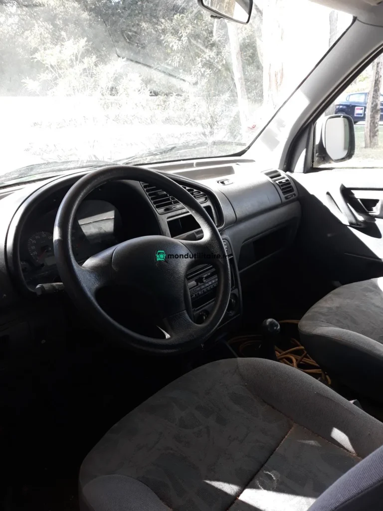 Citroën Berlingo 650kg BlueHDI 75 Control Club L1H1 - Image 03 (May 9, 2026)