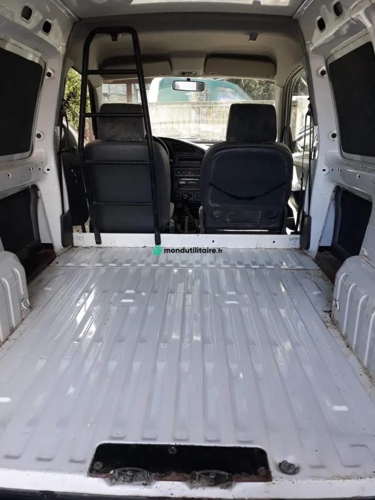 Citroën Berlingo 650kg BlueHDI 75 Control Club L1H1 - Image 02 (May 9, 2026)