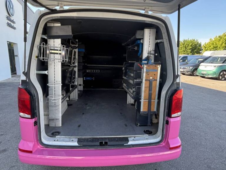 Volkswagen Transporter FOURGON 6.1 VAN 2.0 TDI 150 BVM6 4MOTION BUSINESS - Image 10 (June 29, 2026)