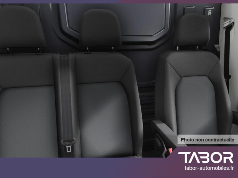 Volkswagen Crafter 35 TDI 177 AT8 4M - Image 05 (June 29, 2026)