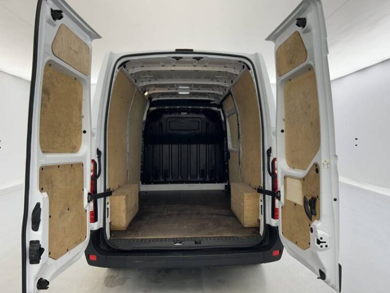 Renault Master FOURGON FGN TRAC F3500 BLUE DCI 135 CONFORT - Image 18 (June 30, 2026)