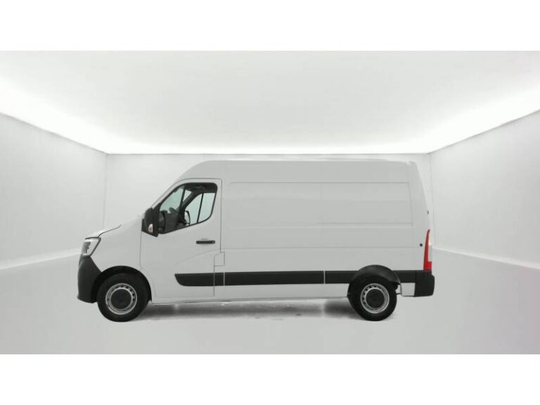 Renault Master FOURGON FGN TRAC F3500 BLUE DCI 135 CONFORT - Image 02 (June 30, 2026)