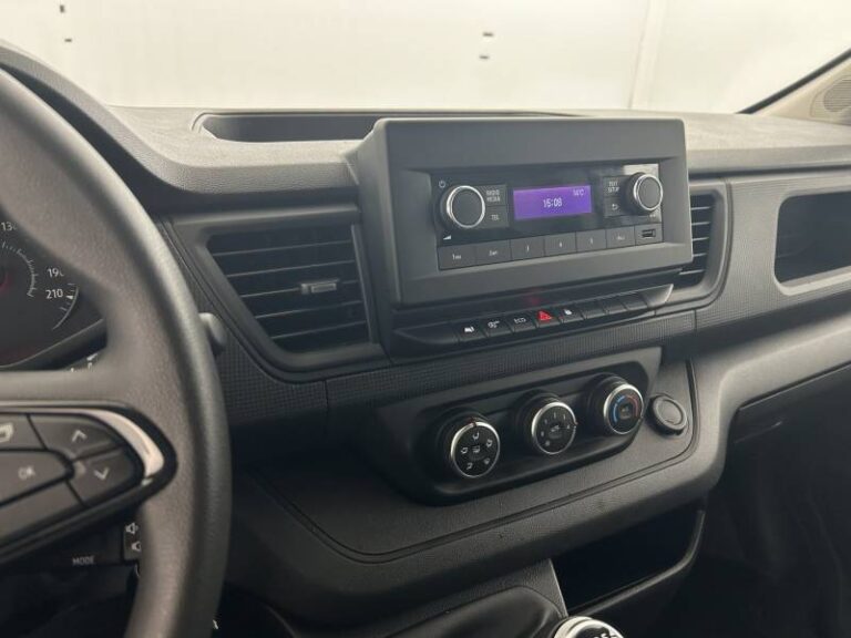 Renault Trafic FG BLUE DCI 130 3T GSR2 ADVANCE - Image 12 (June 30, 2026)
