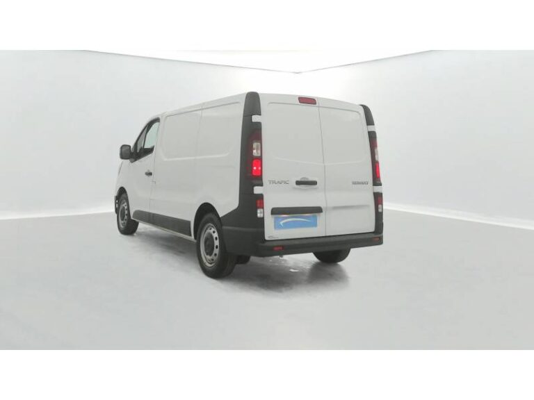 Renault Trafic FG BLUE DCI 130 3T GSR2 ADVANCE - Image 03 (June 30, 2026)