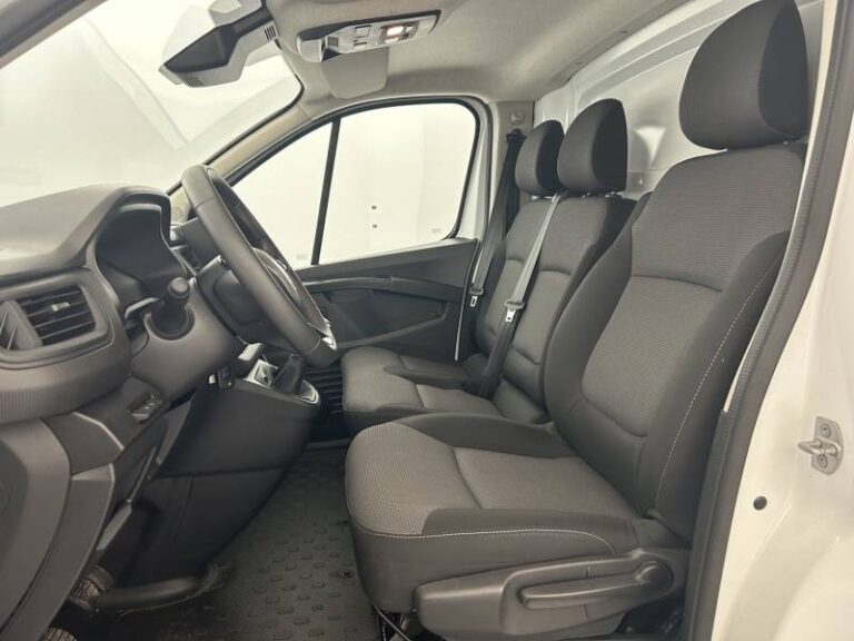 Renault Trafic FG BLUE DCI 130 3T GSR2 ADVANCE - Image 09 (June 30, 2026)