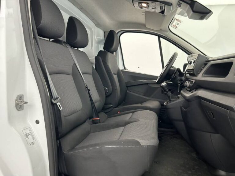 Renault Trafic FG BLUE DCI 130 3T GSR2 ADVANCE - Image 08 (June 30, 2026)