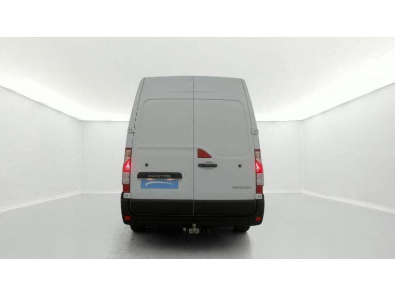 Renault Master FOURGON FGN TRAC F3300 BLUE DCI 150 CONFORT 21658€ HT - Image 04 (June 30, 2026)