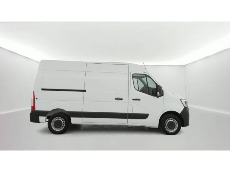 Renault Master FOURGON FGN TRAC F3300 BLUE DCI 150 CONFORT 21658€ HT - Image 06 (June 30, 2026)