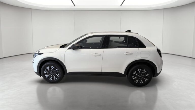 Fiat 600 SOCIETE 1.2 HYBRID 100 CH DCT6 - Image 02 (July 7, 2026)