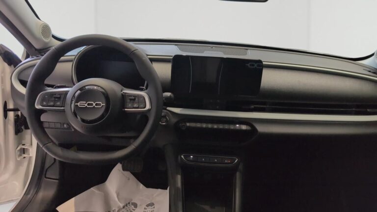 Fiat 600 SOCIETE 1.2 HYBRID 100 CH DCT6 - Image 09 (July 7, 2026)