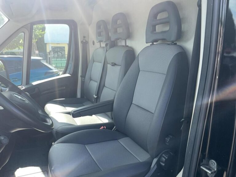 Opel Movano III 140CH 3.5T Pack Clim 33753km - Image 09 (July 7, 2026)