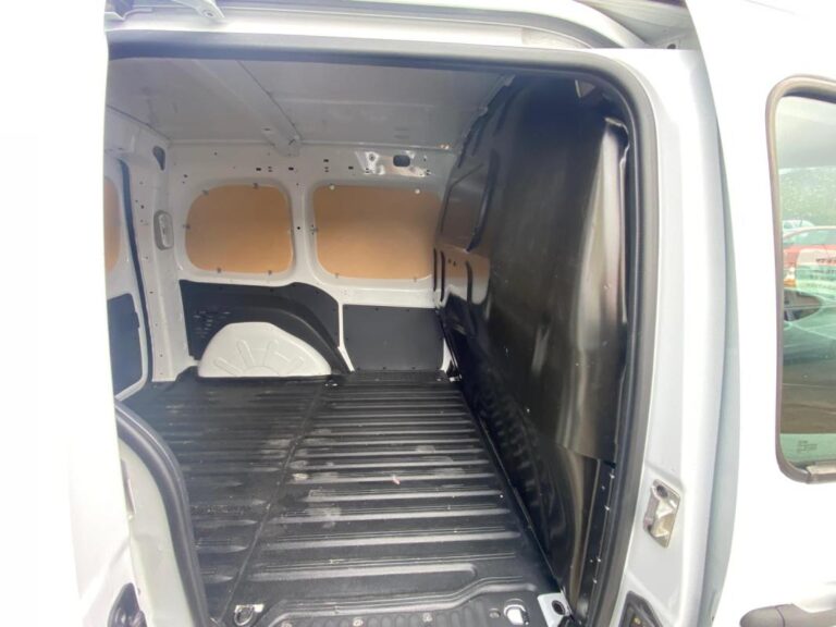 Renault Kangoo II 1.5 DCi 90 energy EURO VI - Image 07 (July 7, 2026)