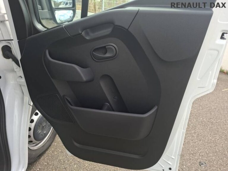 Renault Master FOURGON PHC TRAC F3500 BLUE DCI 145 EURO VI CONFORT - Image 16 (July 7, 2026)