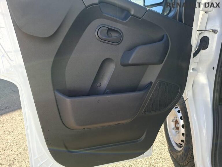 Renault Master FOURGON FGN TRAC F3500 BLUE DCI 135 CONFORT - Image 12 (July 7, 2026)