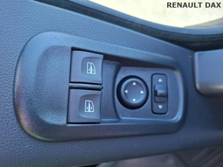 Renault Master FOURGON FGN TRAC F3500 BLUE DCI 135 CONFORT - Image 19 (July 7, 2026)