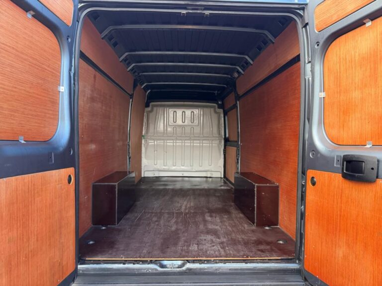 Peugeot Boxer II (2) FOURGON TOLE 3.5 T 2.2 BLUEHDI MAXI 165 S&S BVM6 - Image 19 (July 7, 2026)