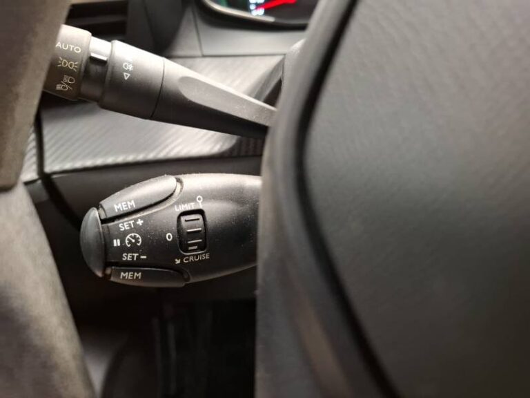 Peugeot 208 affaire BLUEHDI 100 S&S BVM6 PREMIUM - Image 15 (July 7, 2026)