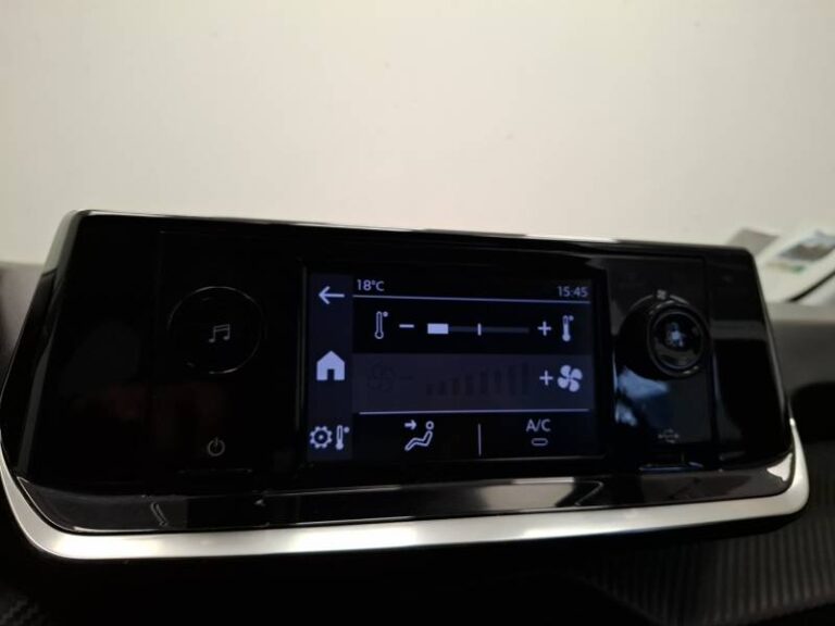 Peugeot 208 affaire BLUEHDI 100 S&S BVM6 PREMIUM - Image 18 (July 7, 2026)
