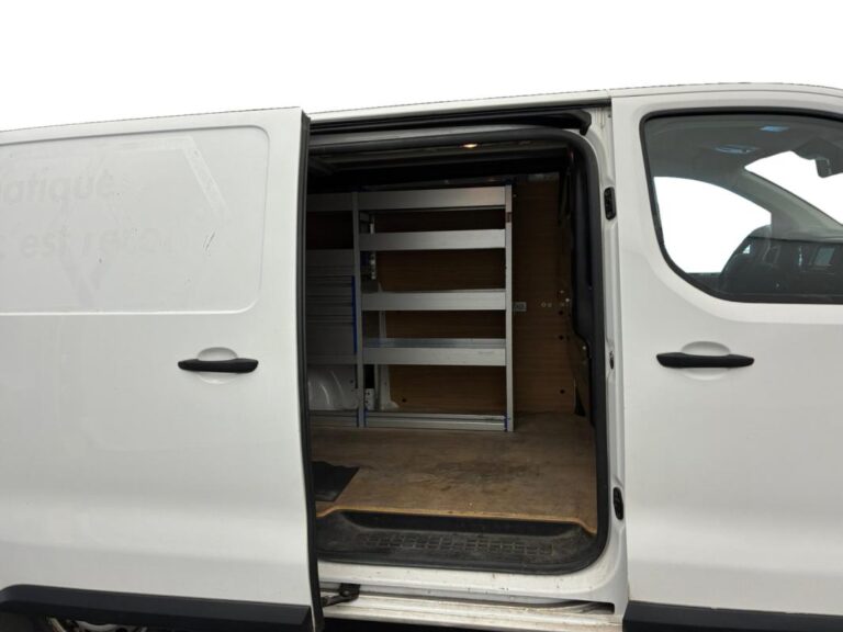Peugeot Expert FOURGON FGN TOLE LONG BLUEHDI 120 S&S BVM6 PREMIUM PACK - Image 14 (July 7, 2026)