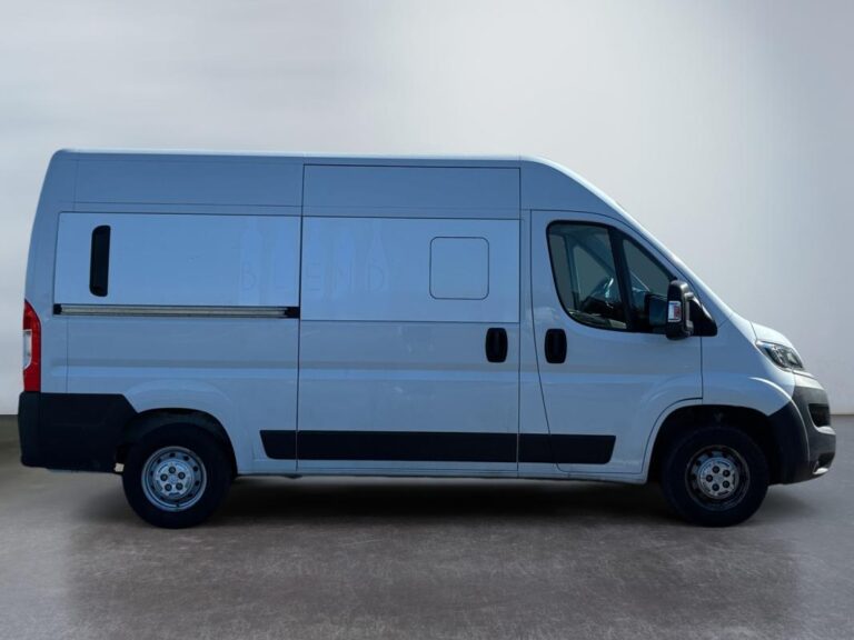 Citroën Jumper FOURGON VITRE 35 BLUEHDi 120 S&S BVM6 CONTROL - Image 06 (July 7, 2026)