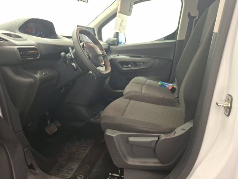 Peugeot Partner FGN FOURGON M 650 KG BLUEHDI 130 S&S EAT8 - Image 15 (July 7, 2026)