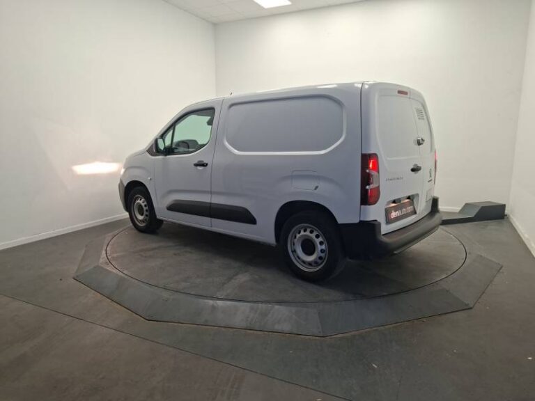 Peugeot Partner FGN FOURGON M 650 KG BLUEHDI 130 S&S EAT8 - Image 03 (July 7, 2026)