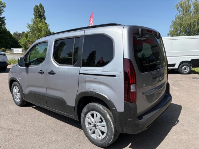 Peugeot Rifter III Ph.2 (N1) M 1.5 BlueHDi 130 EAT8 ALLURE - Image 03 (July 7, 2026)