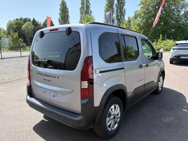 Peugeot Rifter III Ph.2 (N1) M 1.5 BlueHDi 130 EAT8 ALLURE - Image 08 (July 7, 2026)