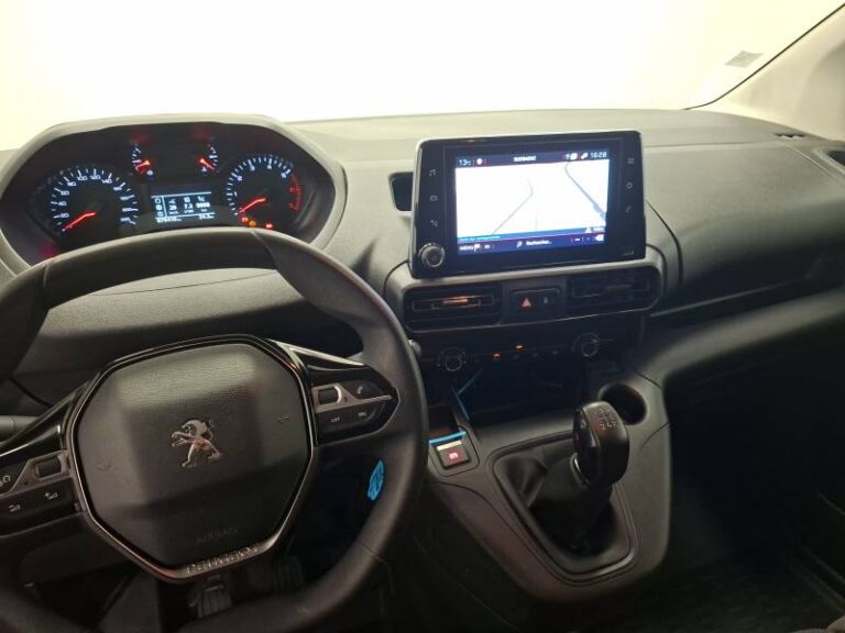 Peugeot Partner FGN FOURGON LONG 950 KG BLUEHDI 100 S&S BVM5 ASPHALT - Image 10 (July 7, 2026)