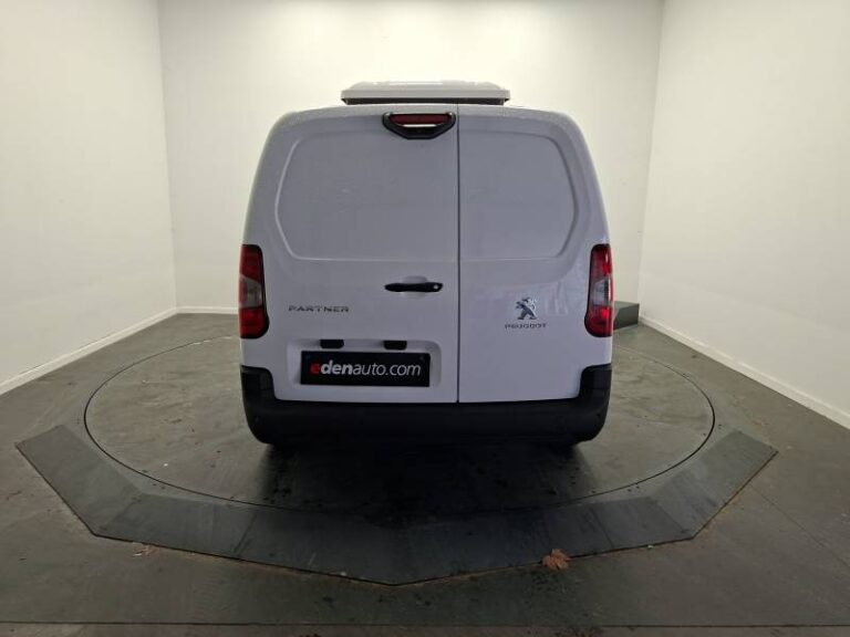 Peugeot Partner FGN FOURGON LONG 950 KG BLUEHDI 100 S&S BVM5 ASPHALT - Image 04 (July 7, 2026)