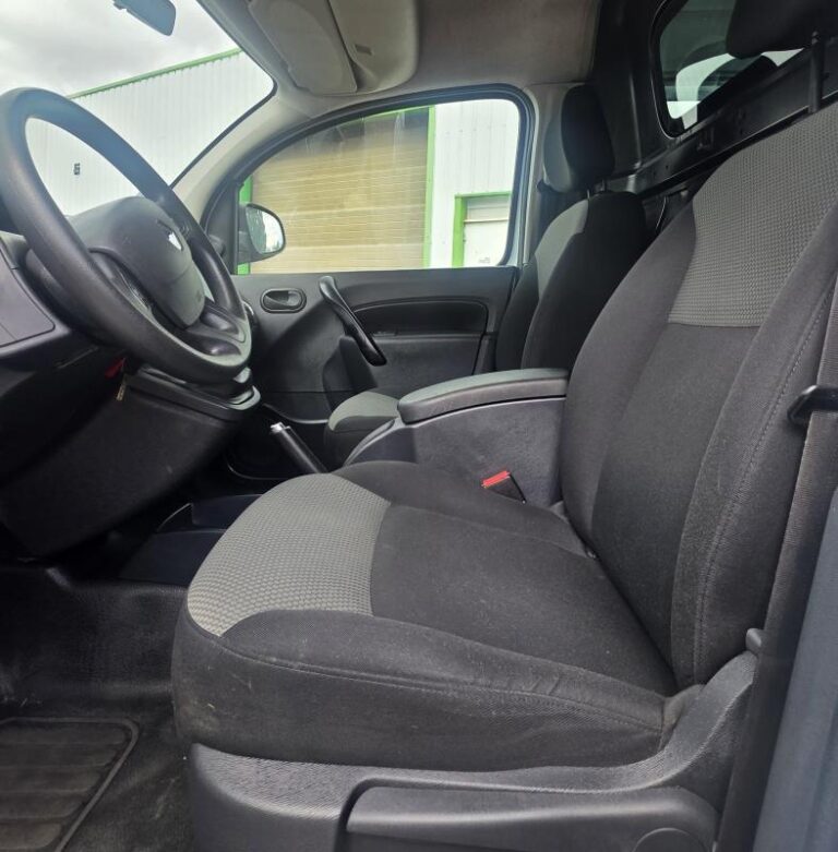 Renault Kangoo 1° Main 1.5 B DCI 95cv Distribution Neuve / Grand Confort Entretien Renault - Image 10 (July 7, 2026)