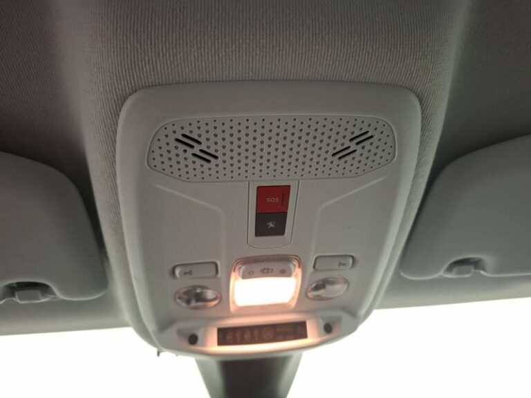 Peugeot 208 affaire BLUEHDI 100 S&S BVM6 PREMIUM PACK - Image 15 (July 7, 2026)