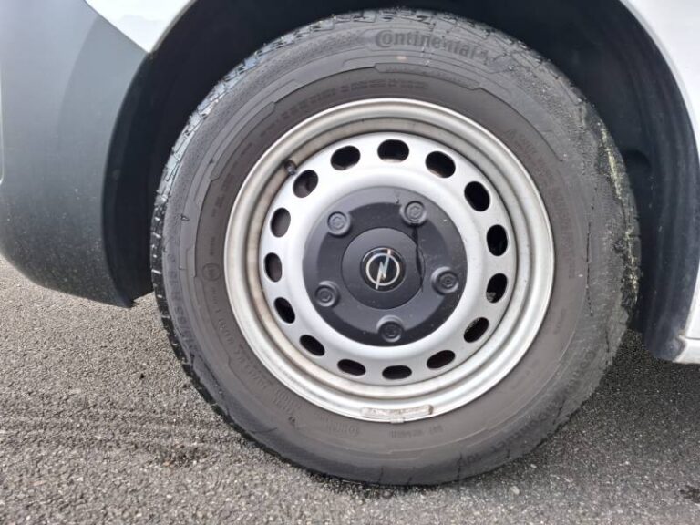 Opel Vivaro FOURGON FGN TAILLE M BLUEHDI 120 S&S BVM6 - Image 13 (July 7, 2026)