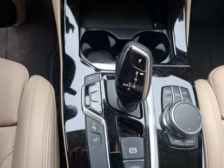 BMW X3 sDrive18d 150ch BVA8 Luxury - Image 17 (July 7, 2026)