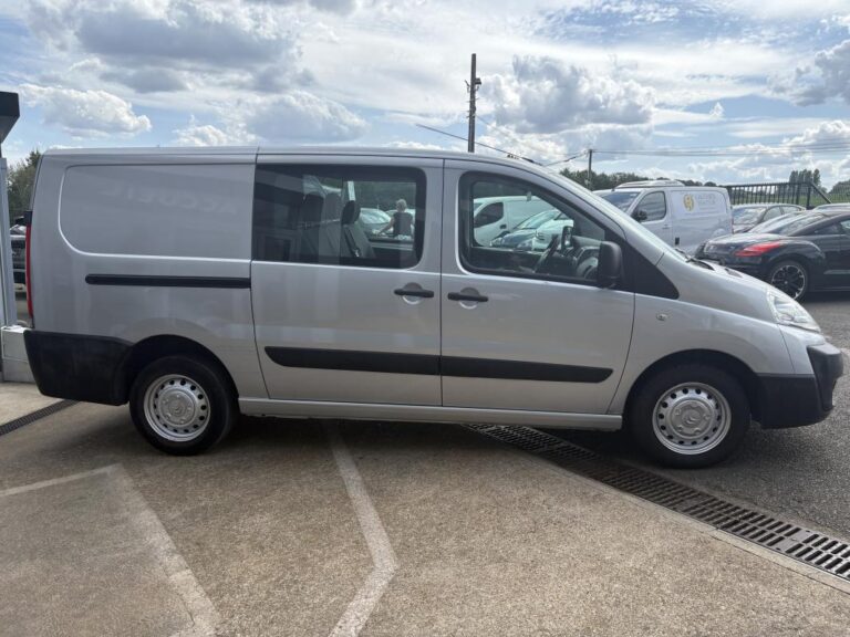 Citroën Jumpy III 2.0 HDi 128 FAP CABINE APPROFONDIE 6 PLACES – TVA RECUPERABLE KILOMETRAGE CERTIFIE - Image 04 (July 7, 2026)