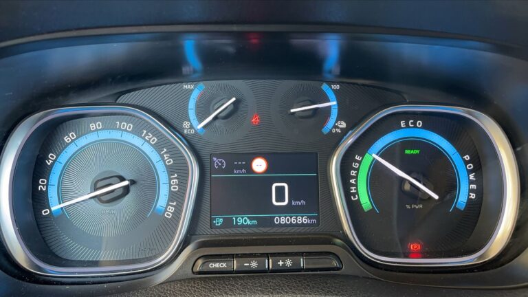 Peugeot Expert 136 50kWh Asphalt - Image 12 (July 7, 2026)