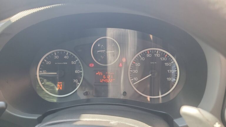 Peugeot Partner VU 2 1.6 BlueHDi 100 ETG6 Premium Pack - Image 12 (July 7, 2026)
