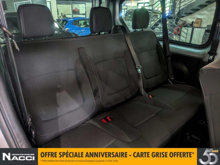 Nissan Primastar COMBI 3.0t 2.0 dCi 150 S/S BVM Tekna - Image 11 (July 7, 2026)