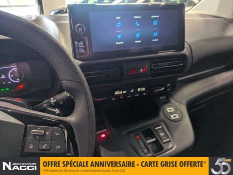 Toyota Proace City FOURGON LONG 1.5L 130 D-4D BVA START - Image 13 (July 7, 2026)