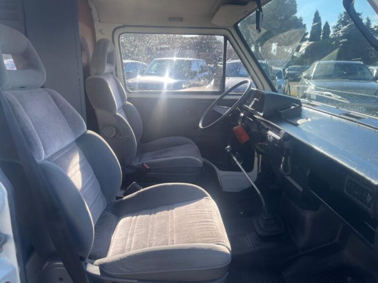 Volkswagen Transporter T3 TRANSPORT CAMPING CAR T III 1.9 ATMO - Image 11 (July 7, 2026)
