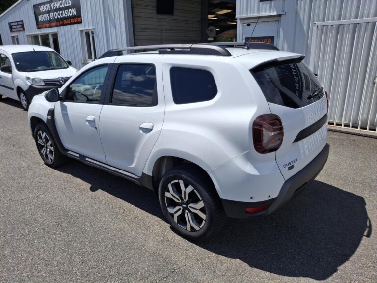 Dacia Duster 4×4 ctte 1,5BlueDCI115cv Journey - Image 04 (July 7, 2026)