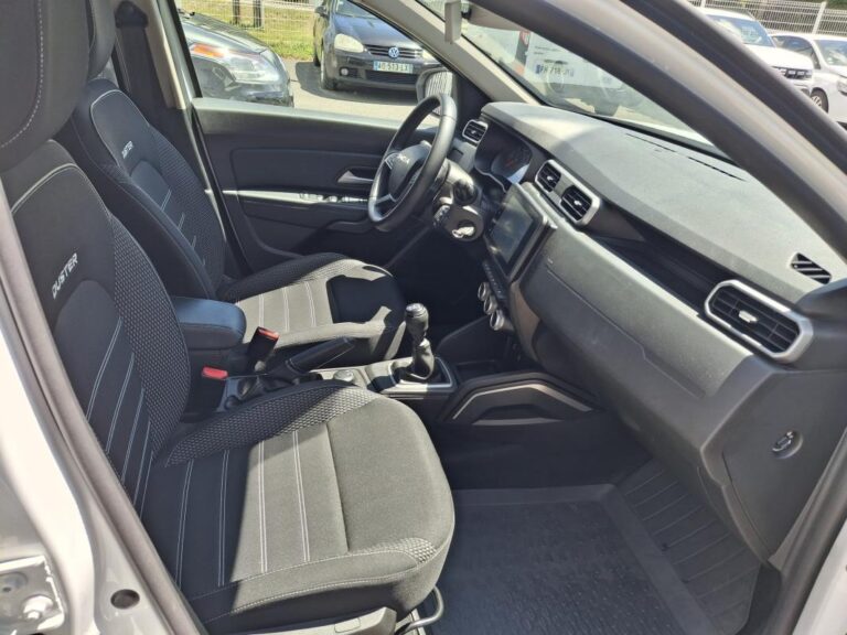 Dacia Duster 4×4 ctte 1,5BlueDCI115cv Journey - Image 06 (July 7, 2026)