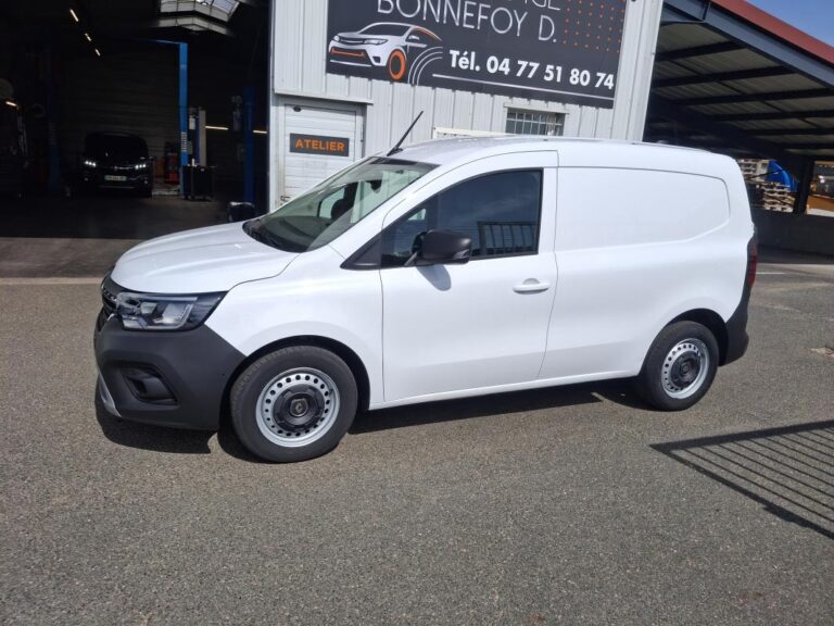 Renault Kangoo 1,5BlueDCI95cv Extra 3 Places - Image 01 (July 7, 2026)