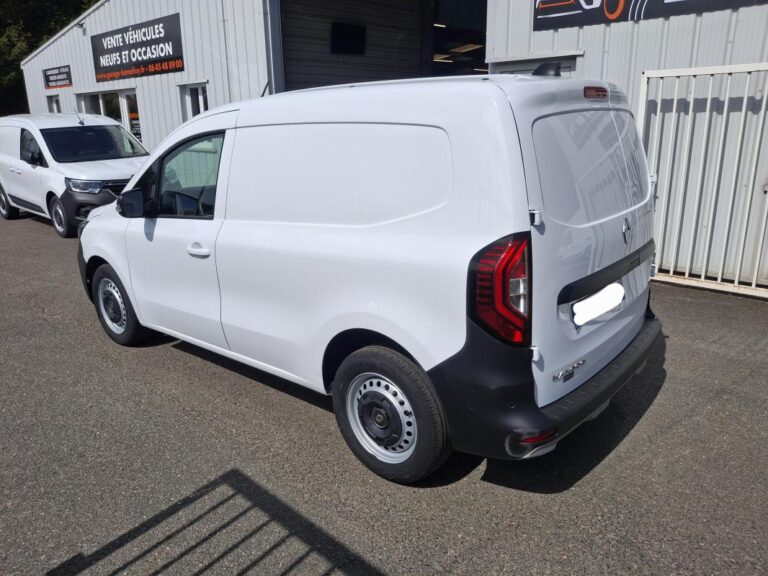 Renault Kangoo 1,5BlueDCI95cv Extra 3 Places - Image 04 (July 7, 2026)