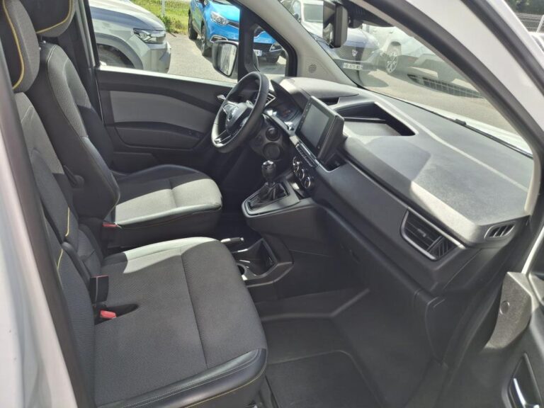 Renault Kangoo 1,5BlueDCI95cv Extra 3 Places - Image 06 (July 7, 2026)
