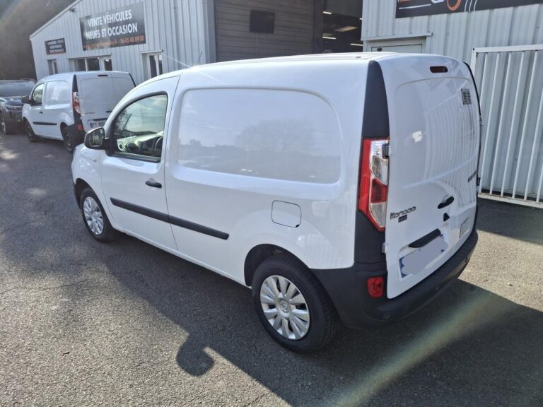 Renault Kangoo 1,5BlueDCI115cv Grand Confort+Caméra - Image 04 (July 7, 2026)